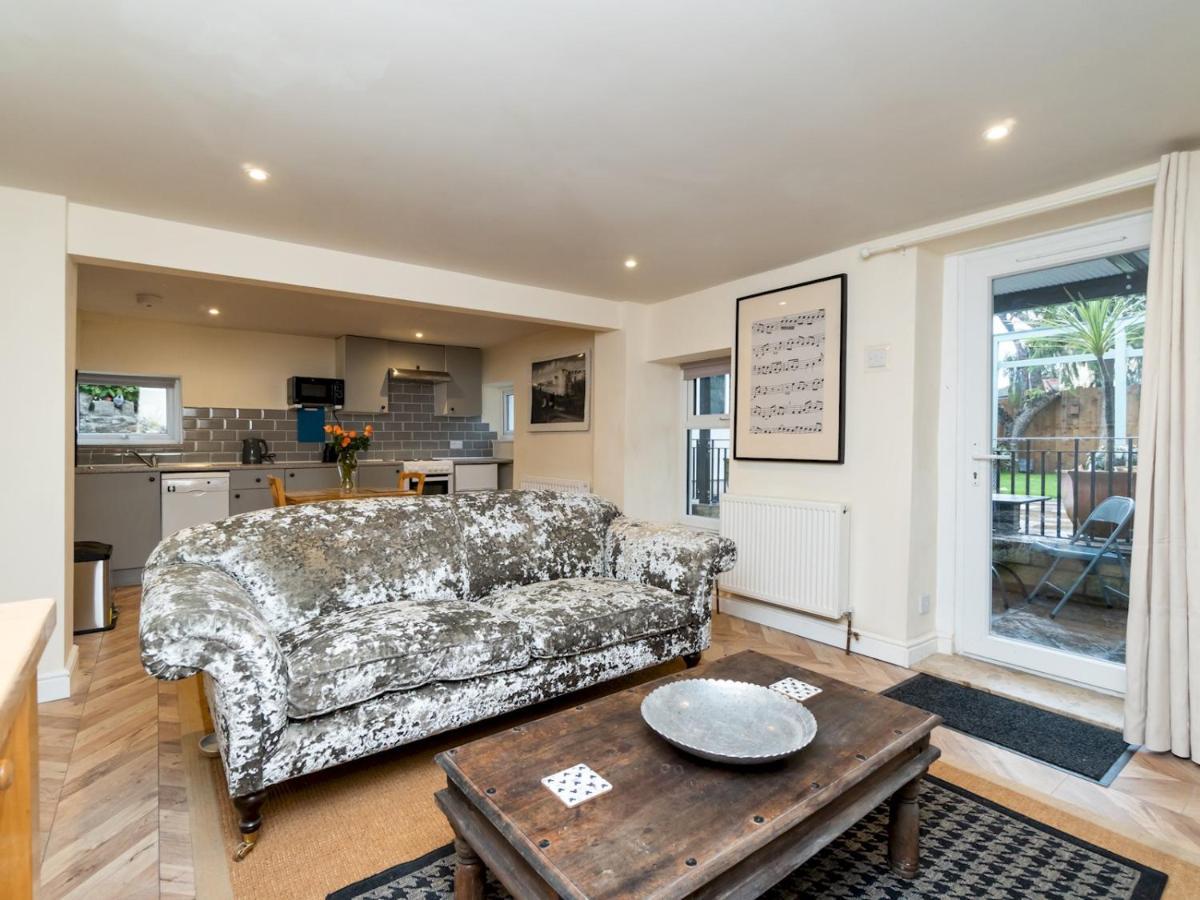 Pass The Keys Lovely 1 Bed Apartment With Free Parking Bath Exterior photo